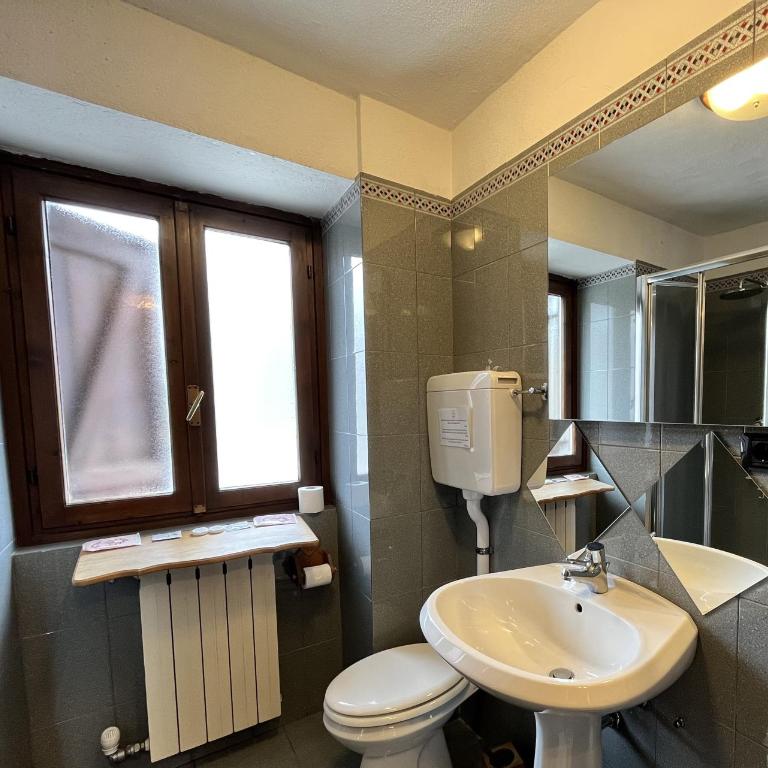 Hotel PIAN DEL SOLE Claviere - Chambre Double ou Lits Jumeaux Standard avec Balcon - 3
