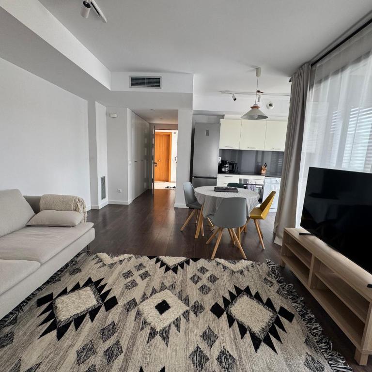 Modern Flat by the Sea with Swimming Pool - Two Bedroom - Apartamento de 2 dormitorios con balcón - 24