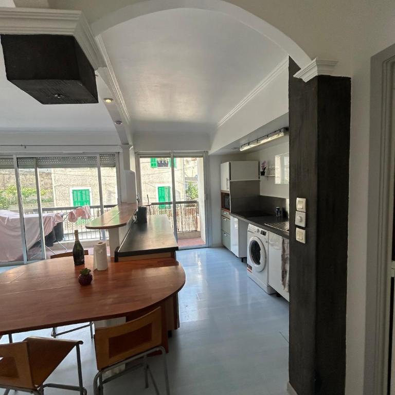 Parking - Grand T2 - Terrasse - Appartement 2 Chambres - 6