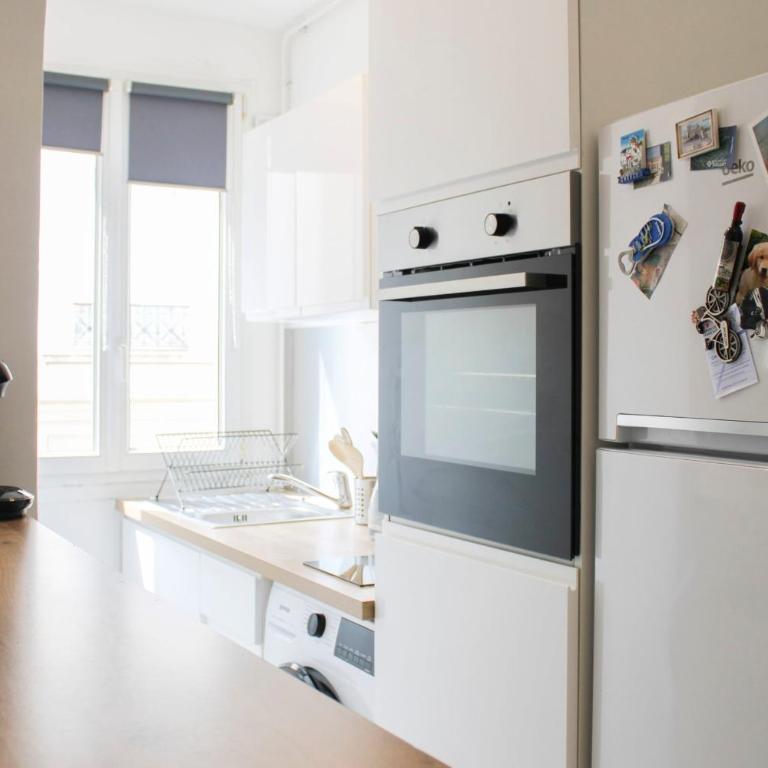 Appartement Lumineux avec Vue Montmartre - 38m - Appartement - 10