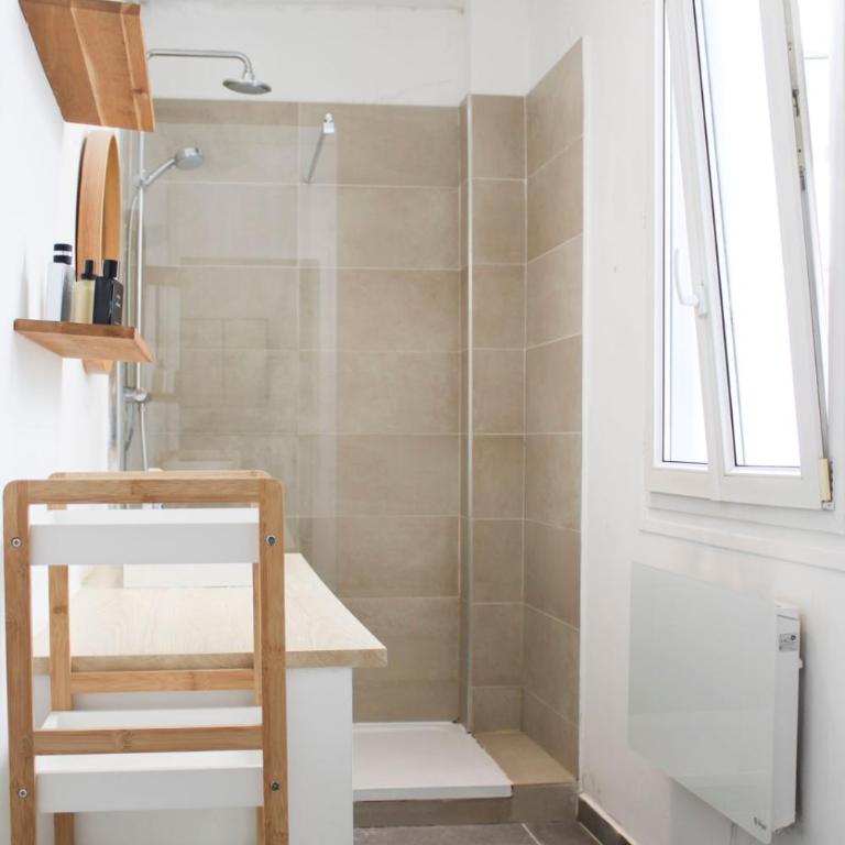 Appartement Lumineux avec Vue Montmartre - 38m - Appartement - 15