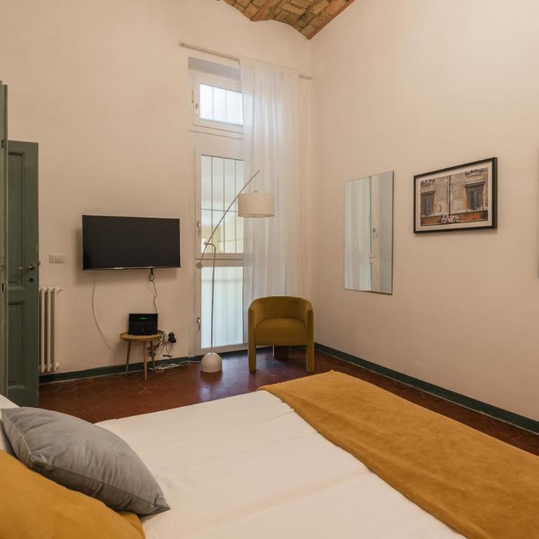 The Best Rent - Apartments in Monti district - Two-Bedroom Apartment - Via di S. Maria Maggiore, 151 - 17