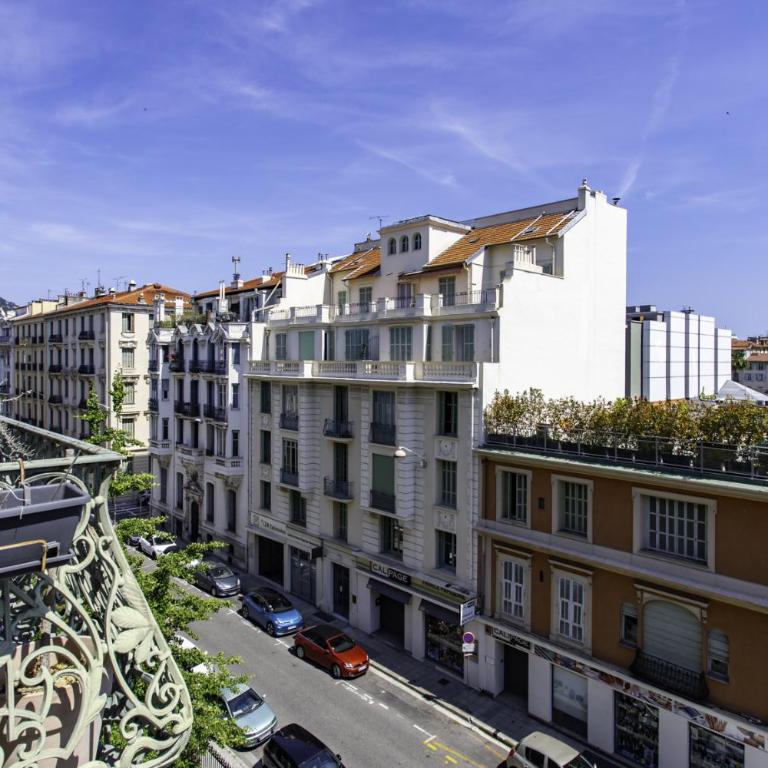 S16 Staywizus- Suite Tiranty, 3 Chbrs, Jean Medecin, balcon &Clim - Appartement 3 Chambres - 44