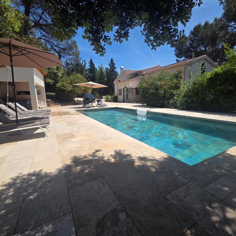 La Bastide Blanche Magnifique villa 5 étoiles 5 chambres et piscine privée sur 6500 m VAR - Villa avec Piscine Privée - 1