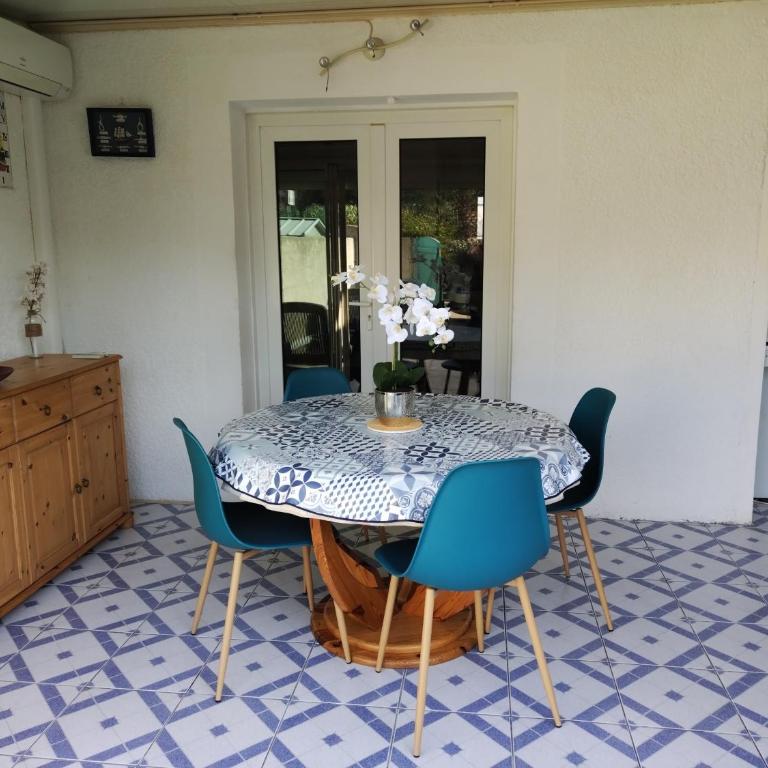 Villa à 80 m de la Plage Grazel - Casa de 3 dormitorios - 7