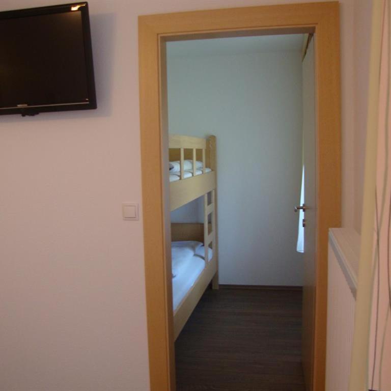 Appartements Schwoagerhof - Apartment mit 2 Schlafzimmern und Dusche - 2