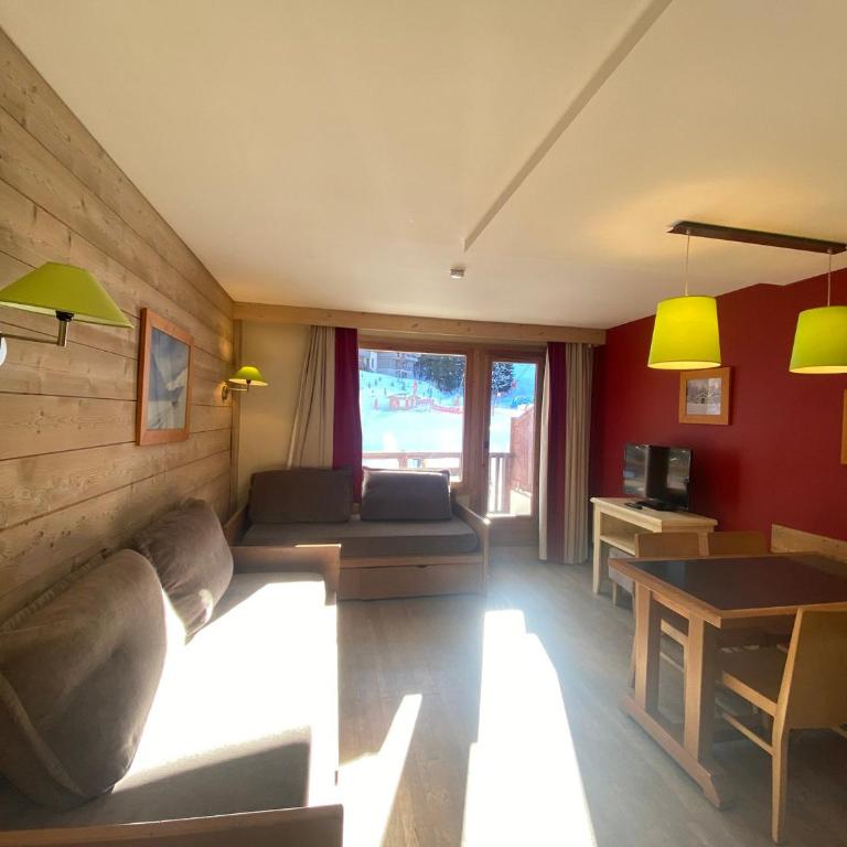 Appartement skis aux pieds avec parking à La Tania - Apartment mit 1 Schlafzimmer - 12