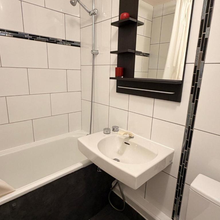 Studio cabine 4 pers au pied des pistes, sud avec balcon - Appartement 1 Chambre - 7