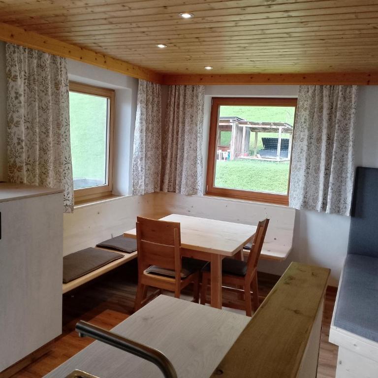 Stockachhof - Apartment mit 2 Schlafzimmern und Dusche - 2
