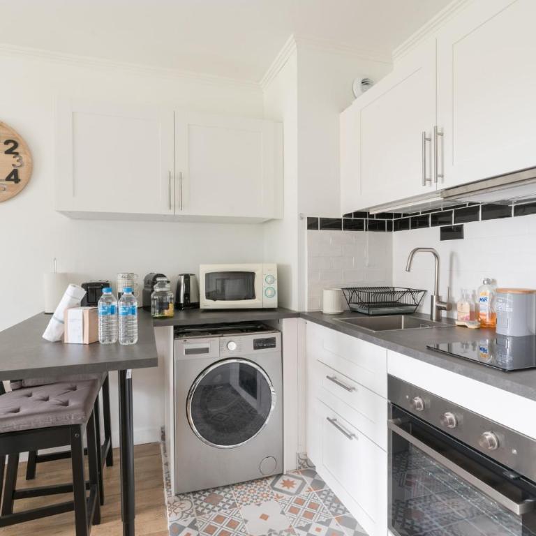 L'EVASION - 500m plage - Parking - Wifi - Studio - 11
