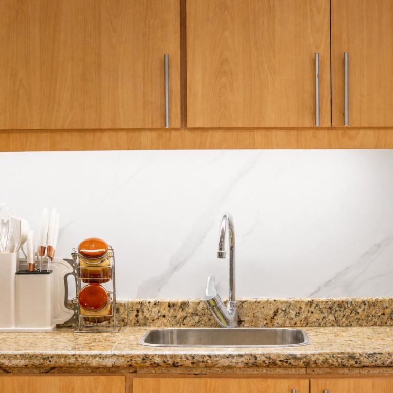 Comfortable with Private Garage and Excellent Location Rb - Two-Bedroom Apartment - 13