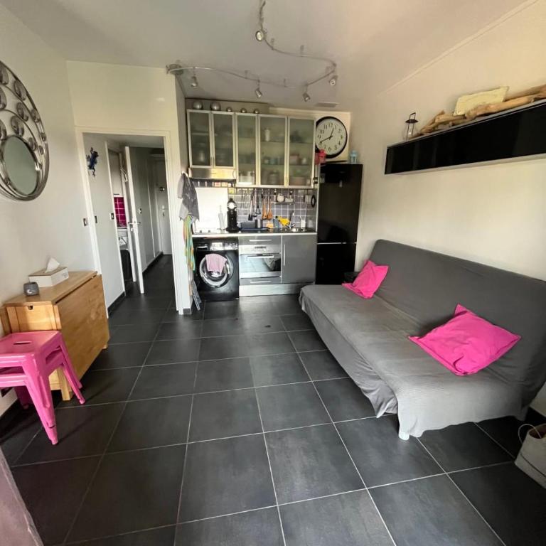 Studio in Saint-Aygulf with direct beach access - Monolocale - 3