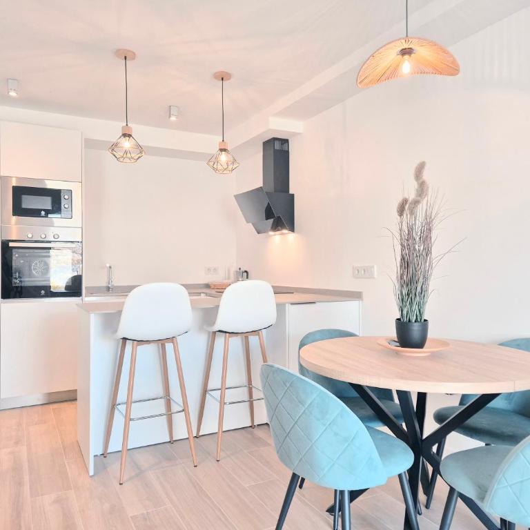 BHost - El Suspiro de Atlanterra - Two-Bedroom Apartment with Terrace - 4