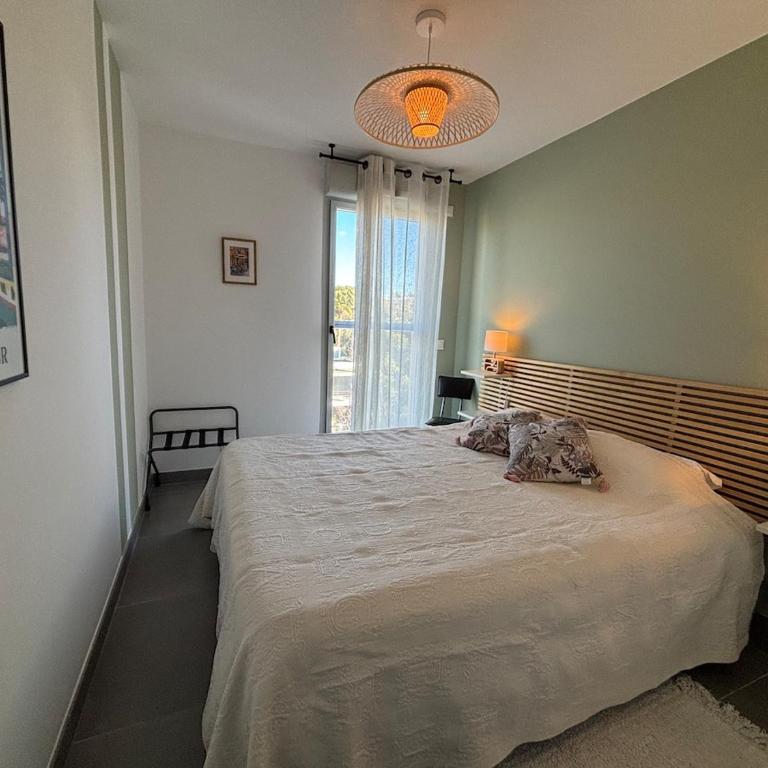 Spacious and quiet, air conditioning, parking, high floor - Appartement 3 Chambres - 30