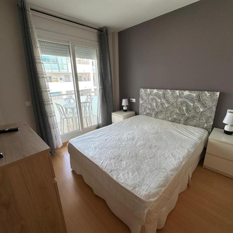 Bonito apartamento con piscina comunitaria AV 92 - Apartamento - 12