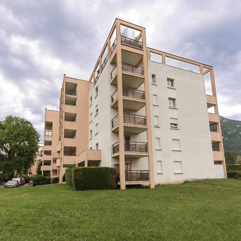 Terrasse du Montfleury - Aux portes d'Annecy, idéal digital nomad - Appartement - 12