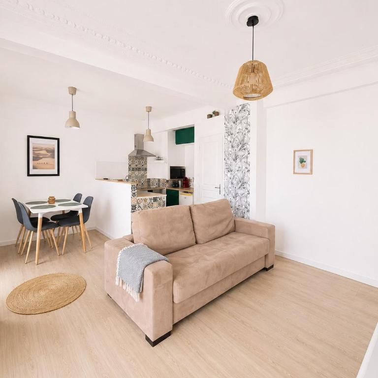 Les Terrasses de Primerose - One-Bedroom Apartment - 3