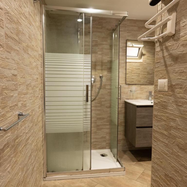 Cinquecento17 - One-Bedroom Apartment - 3