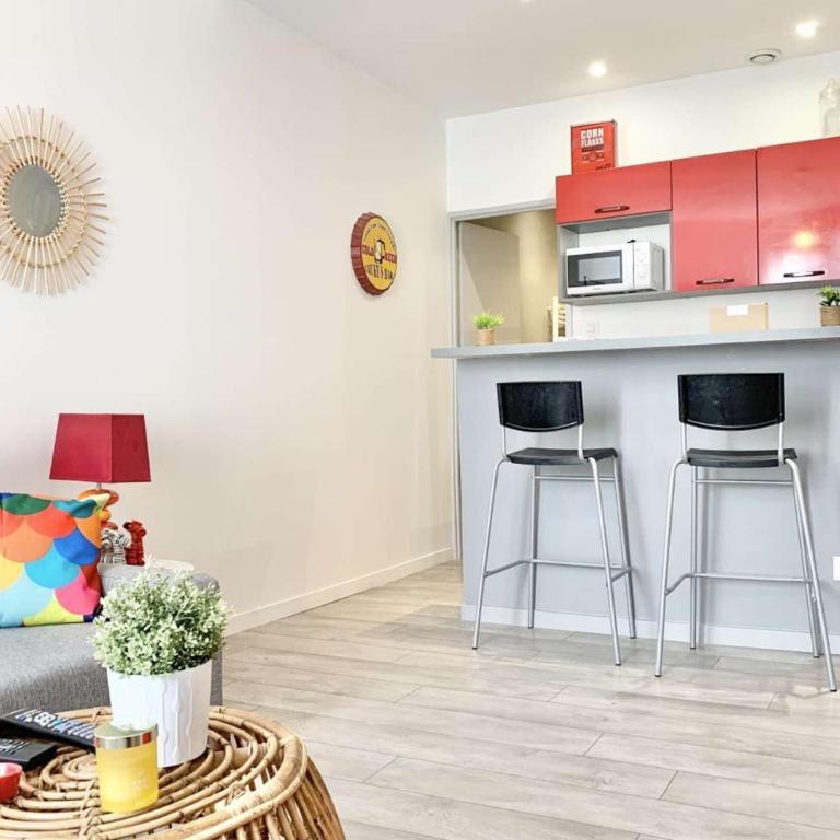 Paris – Studio lumineux tout équipé • 2 pers • Centre Grenoble • Tram à pied - Studio-Apartment - 6