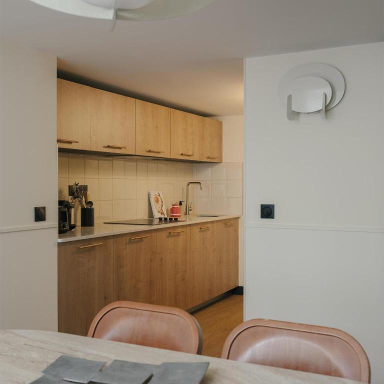 Edgar Suites - Jules Ferry - Two-Bedroom Superior Apartment - 8