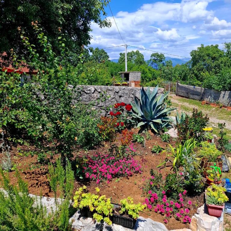 Komani Hideout - Kuća sa 1 Spavaćom Sobom - 24