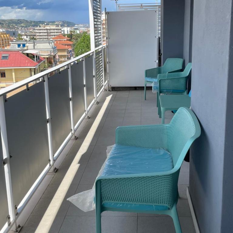 Suite Tower - Two-Bedroom Apartment - 12