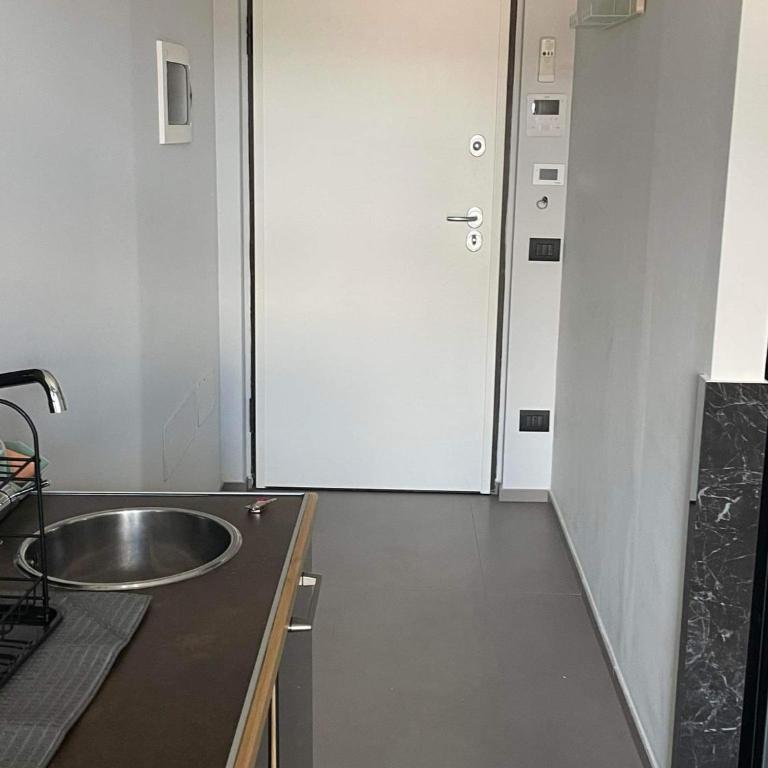Suite Tower - Two-Bedroom Apartment - 13