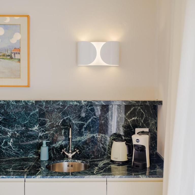 Sergio - Stylish Apartment with Private Patio - Appartamento con 2 Camere da Letto - 30