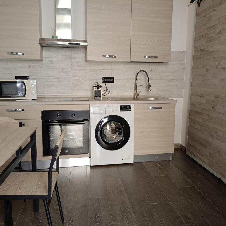 SWEET HOME, Wi-fi, Netflix, Disney Plus, Prime video - Appartamento con 1 Camera da Letto - 11