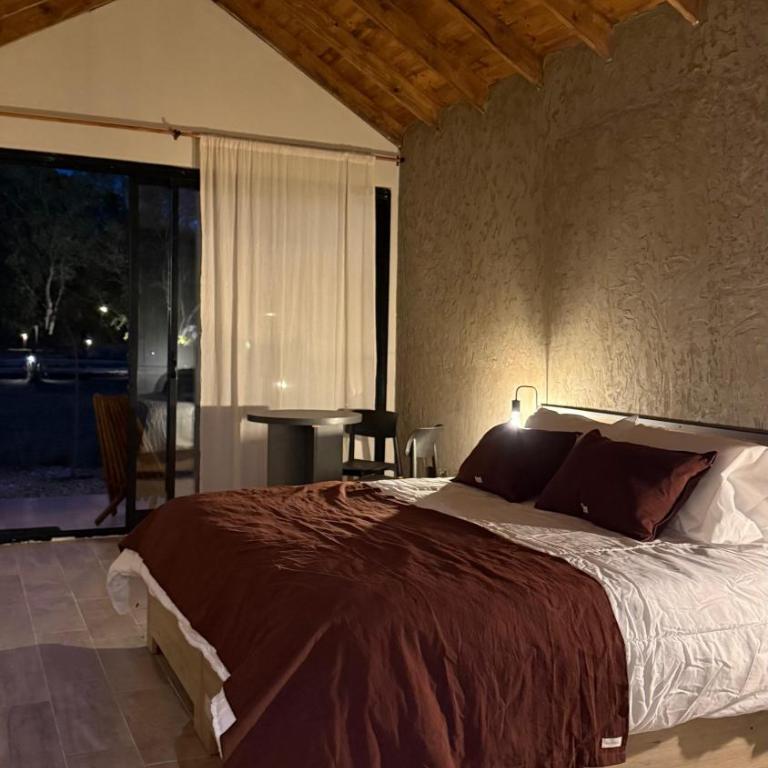 Villa Vadori Suites serranas - Suite con vistas a la piscina - 1