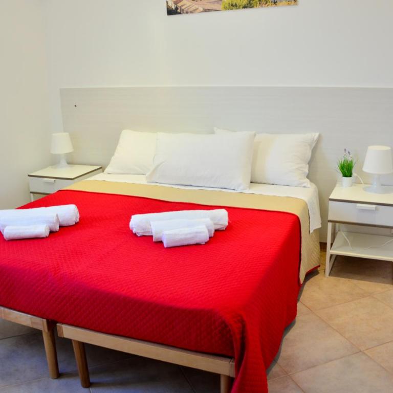 Sui tetti b&b - Camera Matrimoniale/Doppia con Letti Singoli con Bagno Privato - 2