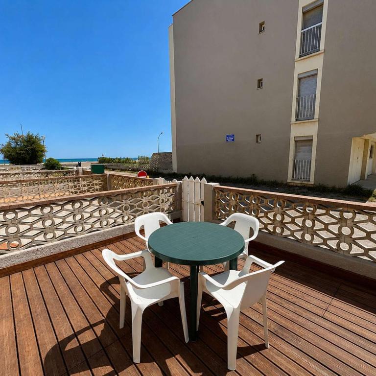 Appartement 2 pièces PORT LA NOUVELLE PN240-001 - Appartement 1 Chambre - 1