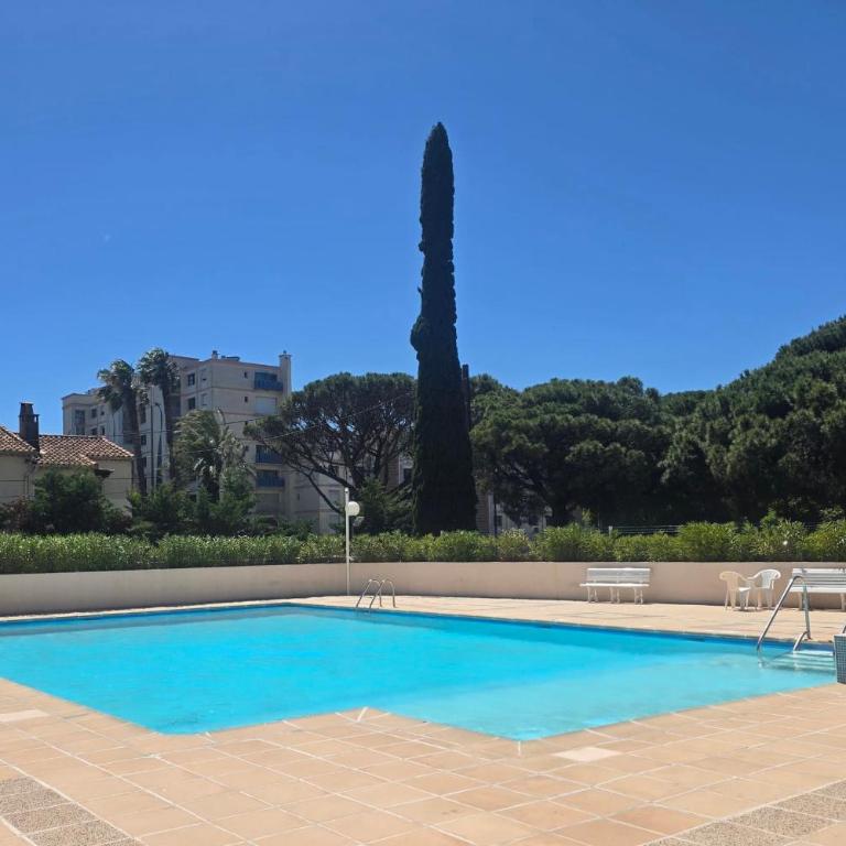 Studio for 4 with pool 350m from beach - Estudio - 11