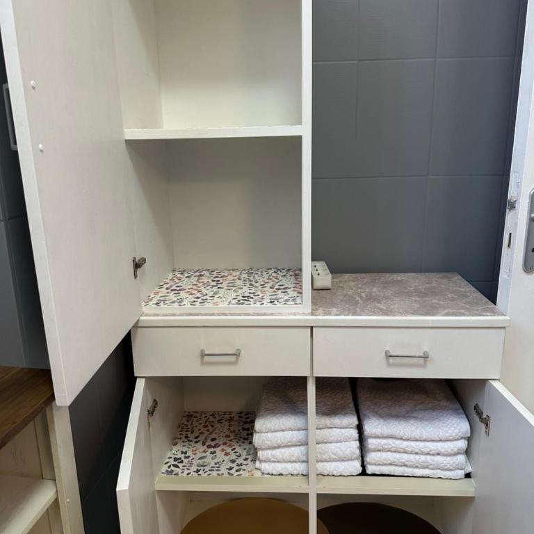 Appartement T2 avec terrasse privée, 4 couchages, tout proche de la cure thermale, centre-ville - Apartment mit 1 Schlafzimmer - 16