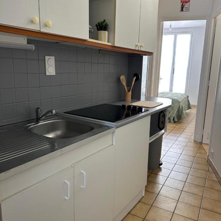 Appartement T2 avec terrasse privée, 4 couchages, tout proche de la cure thermale, centre-ville - Apartment mit 1 Schlafzimmer - 5