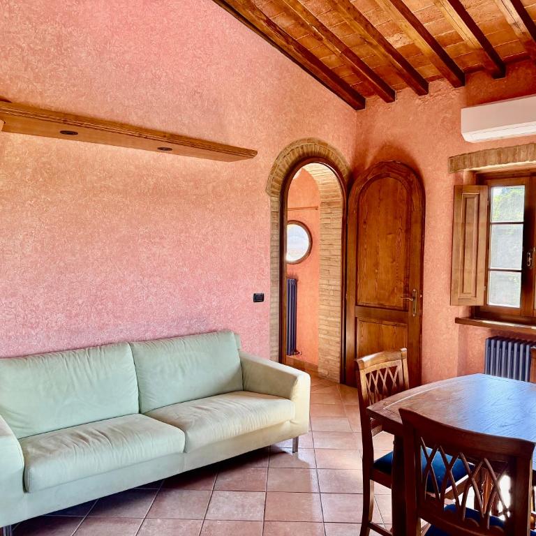 Bed & Breakfast Casale Gregoriano - Suite with City View - 2