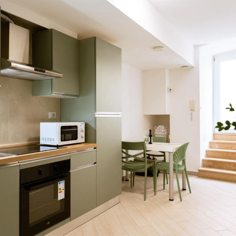 Rooms Cavour - Habitación Familiar - 48