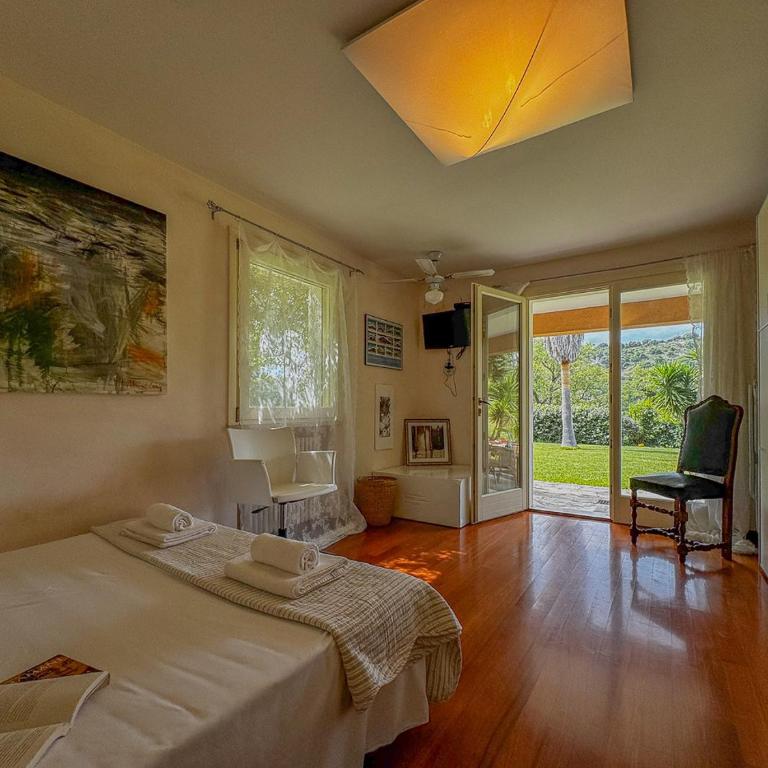 Panoramic view, garden & yoga by Host Hero - Villa con 1 Camera da Letto - 2