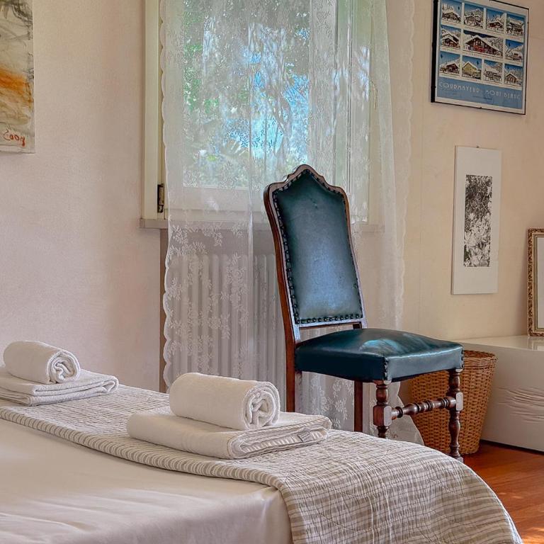 Panoramic view, garden & yoga by Host Hero - Villa con 1 Camera da Letto - 12