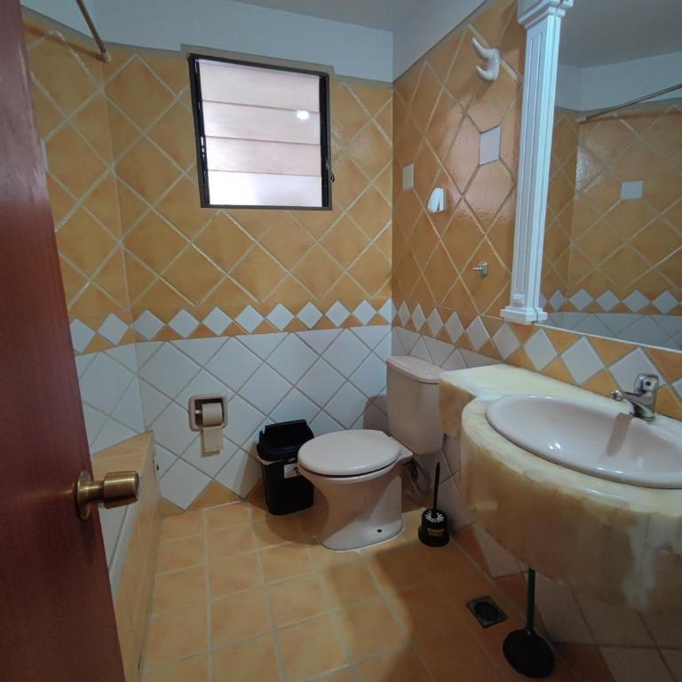 Sucre Serenity Home - Three-Bedroom Apartment - 9
