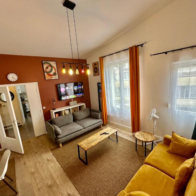 Elegant 2 Bedroom Apartment with Free Parking Paris St-Denis by Immo Kit BNB - Appartement 2 Chambres - 2
