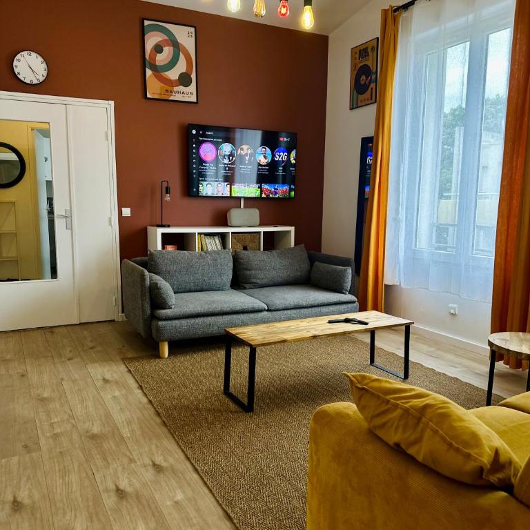 Elegant 2 Bedroom Apartment with Free Parking Paris St-Denis by Immo Kit BNB - Appartement 2 Chambres - 3