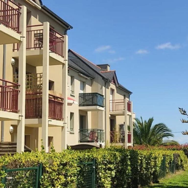 Apartment 10 minutes from the beach - balcony - Appartamento - 11