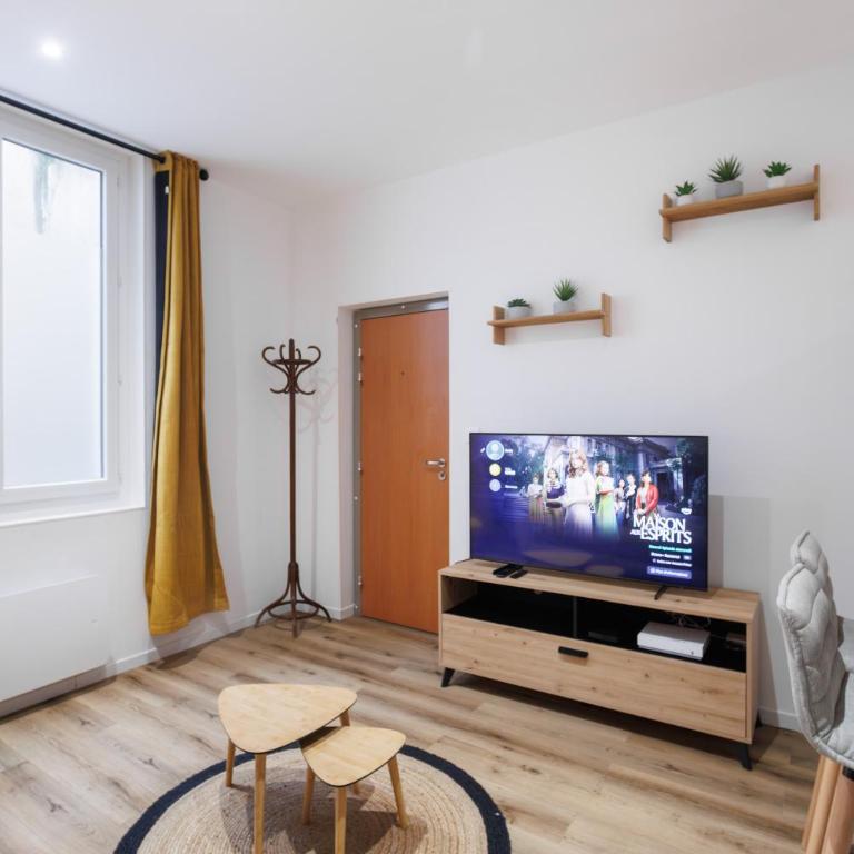 Le Pommeraye T2 Hyper centre Calme - Apartamento de 1 dormitorio - 3