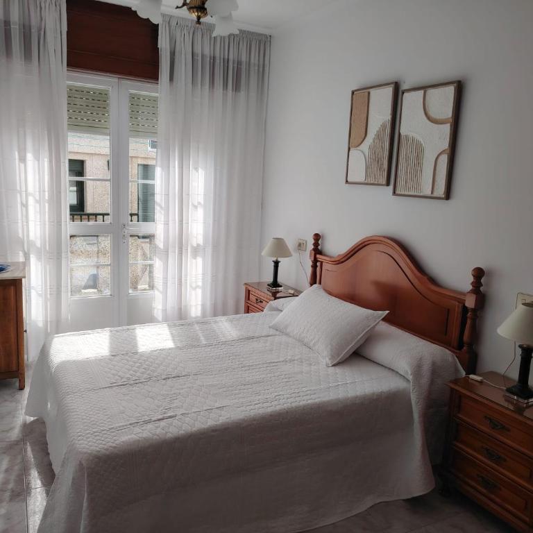 Suite Pacífico - Two-Bedroom Apartment with Balcony - 4