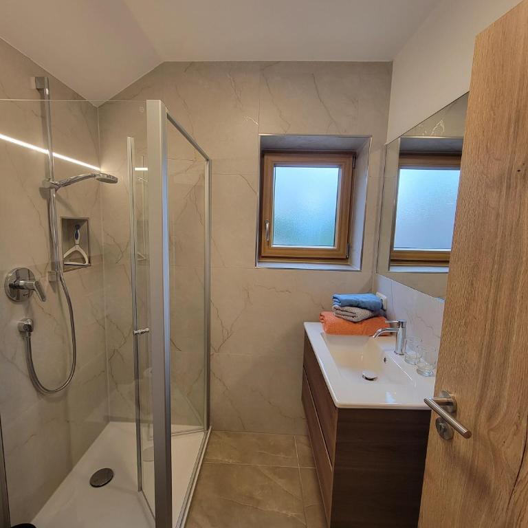 Landhaus Fellnerbauer - Apartment mit 1 Schlafzimmer und Balkon - 4