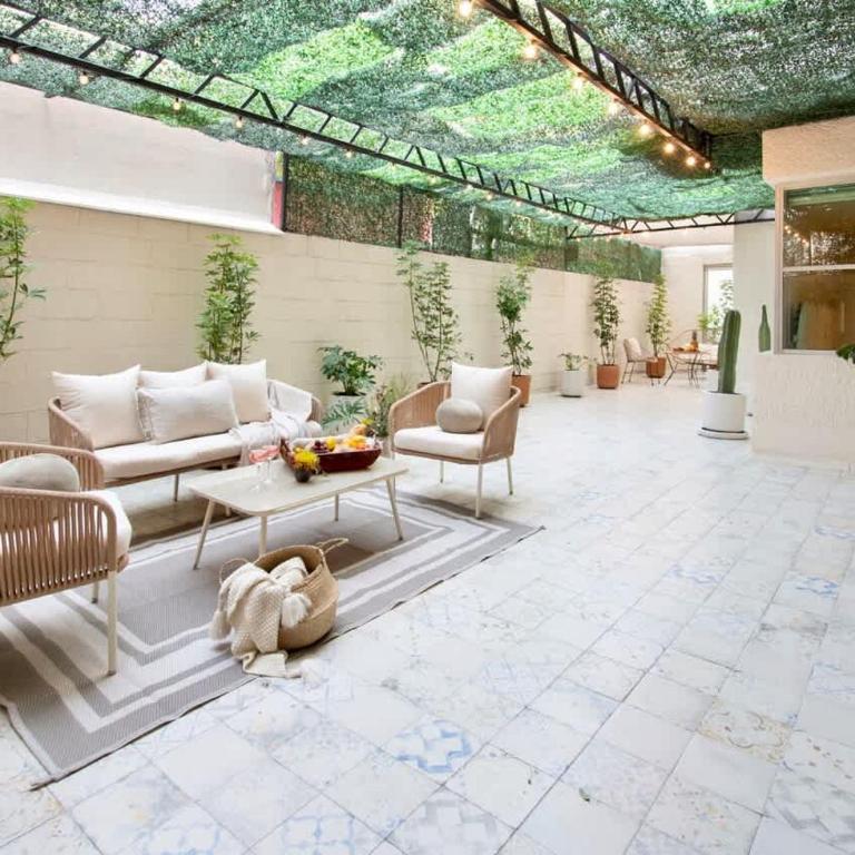 Huge 4BR with 2 big Terraces - Apartment mit 1 Schlafzimmer - 62