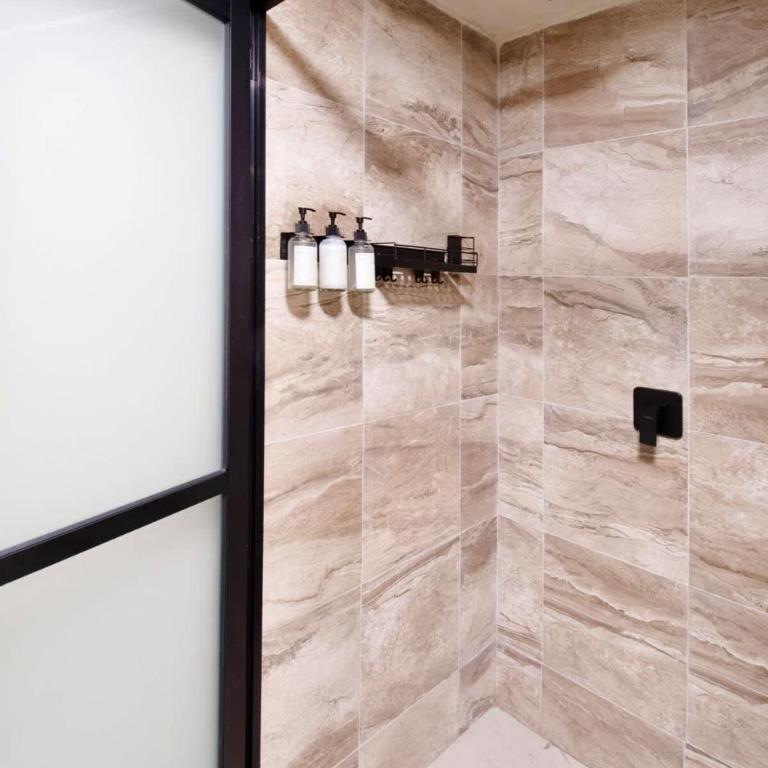 Great Location Design Studio Downtown with AC - Casa con 1 dormitorio - 23