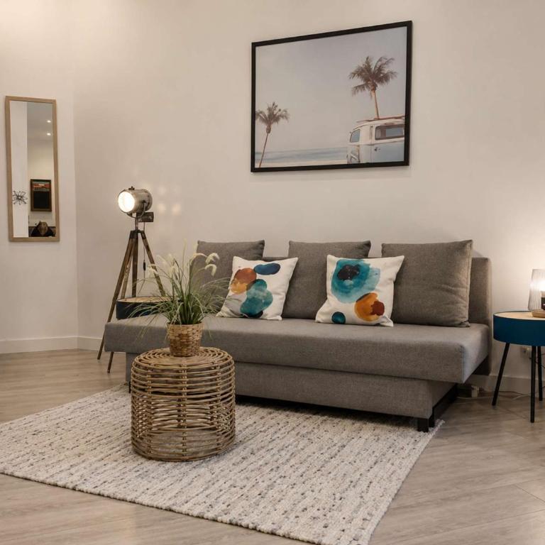 Baptiste – Studio lumineux tout équipé • 2 pers • Centre Grenoble • Tram à pied - Studio-Apartment - 1