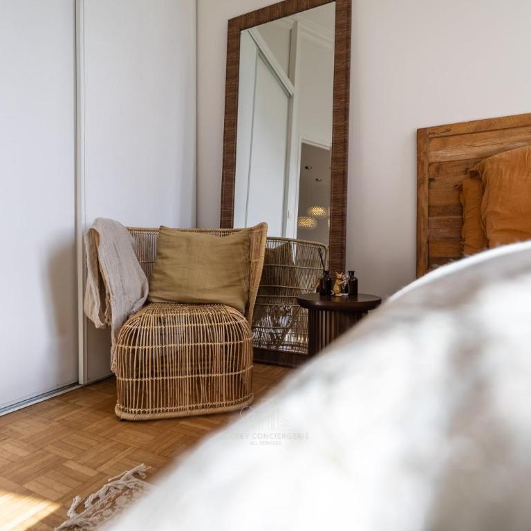 Le Coup de Cœur de ville – Terrasse & Parking privé - Apartment mit 1 Schlafzimmer und Terrasse - 25
